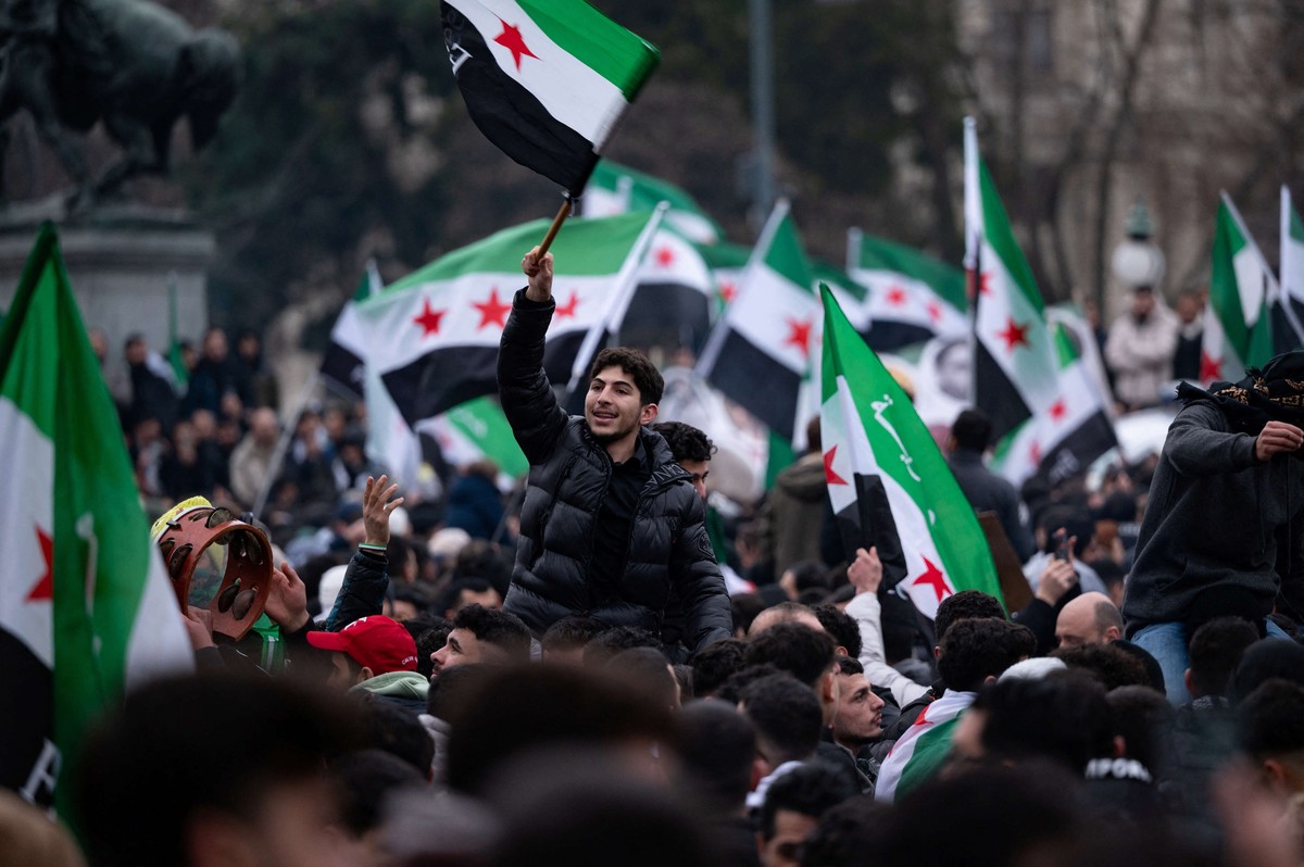 السوريون اكتووا من النفوذ الإيراني 