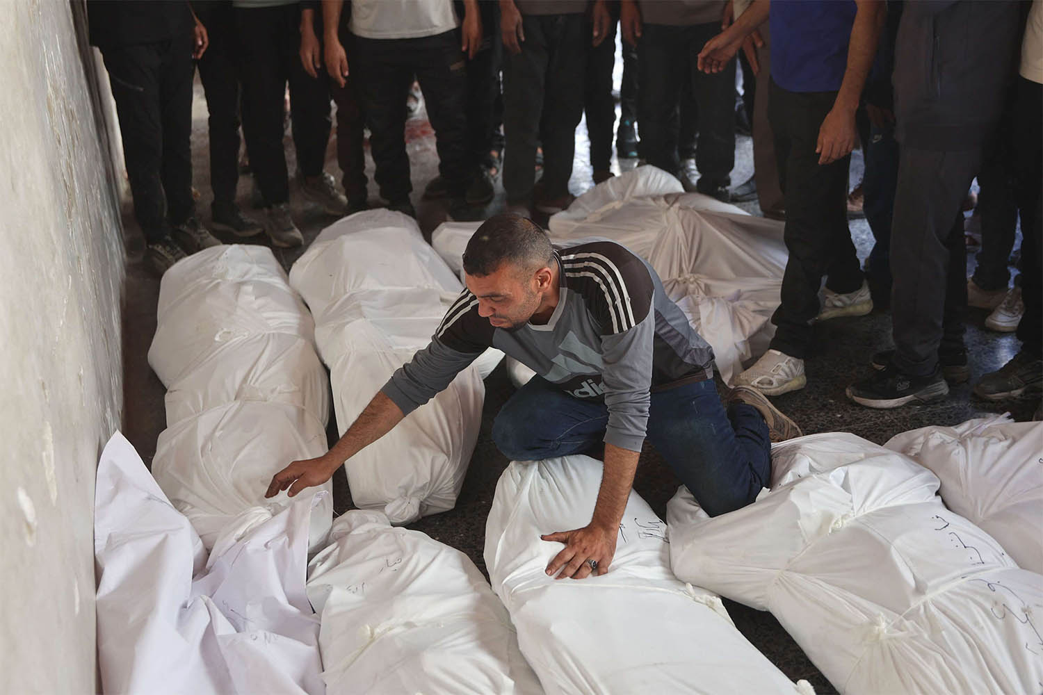 Paris says Gaza has become a place for dying