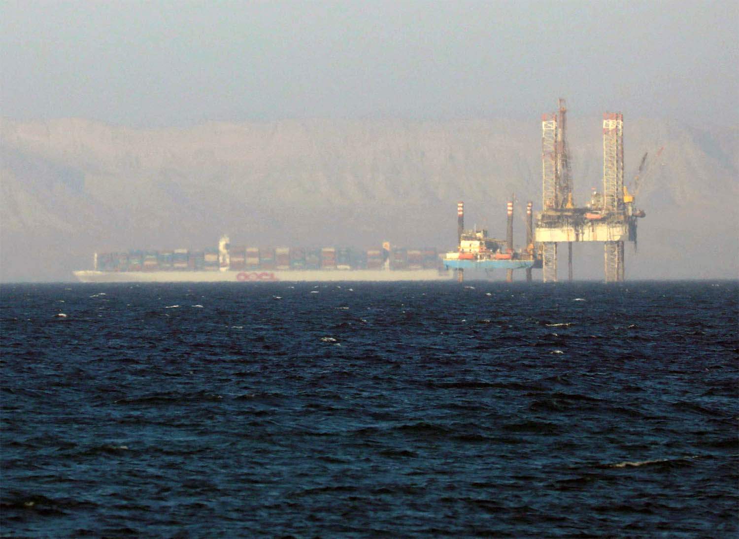 An oil platform at the Gulf of Suez 