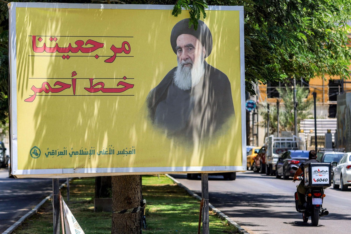 التهديدات باغتيال خامنئي تثير غضب الشيعة