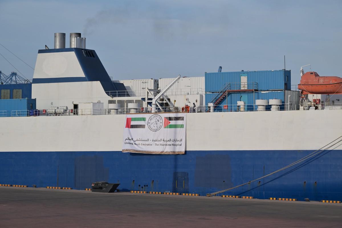 انطلاق السفينة ضمن عملية الفارس الشهم 3