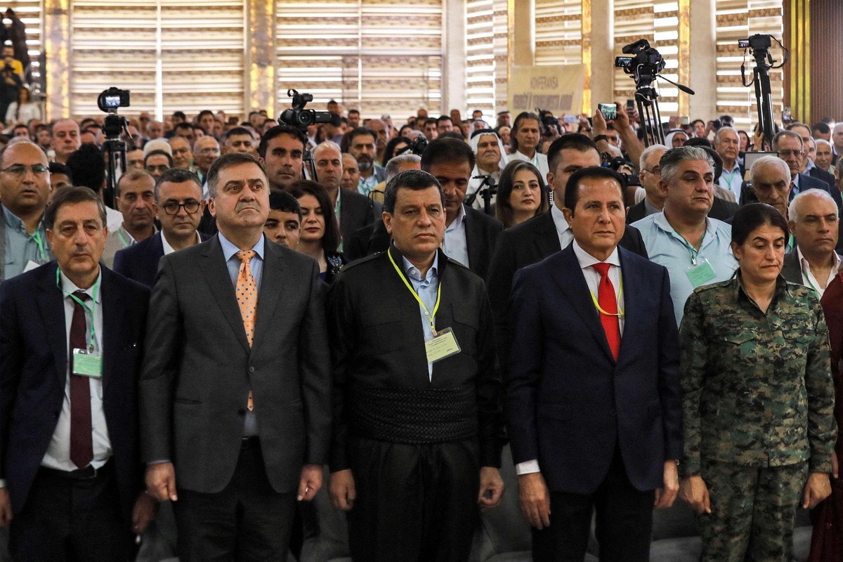 رؤية الإدارة الذاتية تقوم على مبدأ اللامركزية