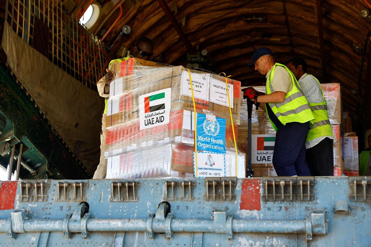 المساعدات الإنسانية الإماراتية تتدفق على السودان رغم حملة التضليل التي يقودها فريق البرهان