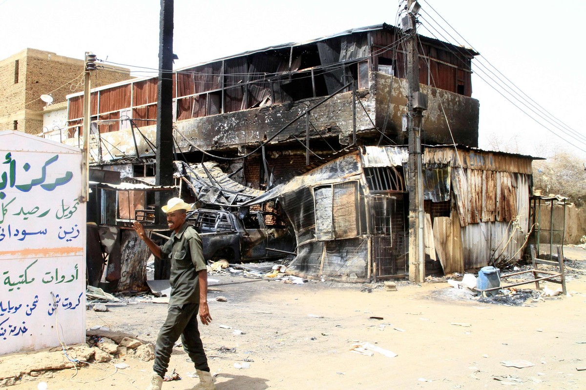 المعارك تزيد الوضع الإنساني سوءا