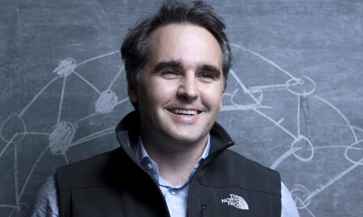 ديمون سنتولا