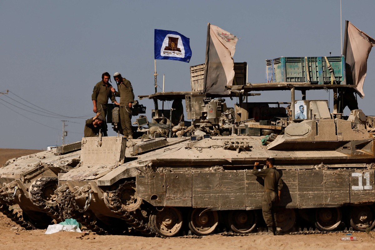 سباق مع الزمن لتفكيك حماس