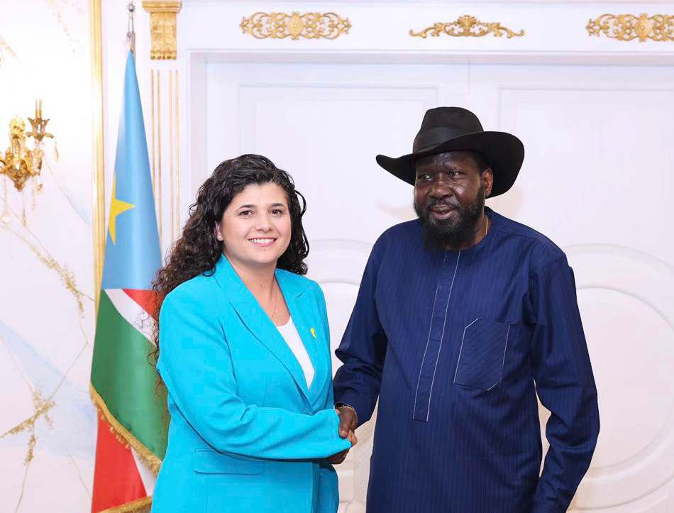 زيارة في وقت حساس ومعقد