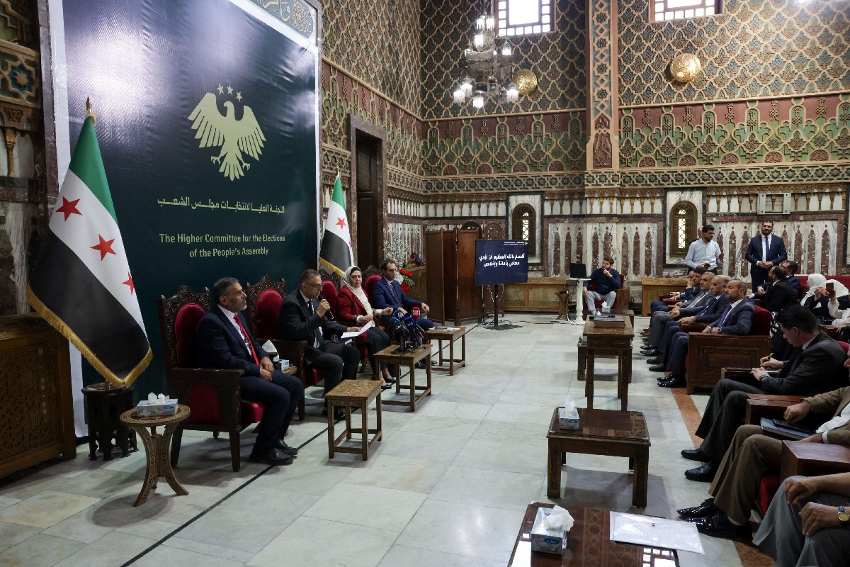 الانتخابات تجري وفق نظام يقوم على الانتخاب غير المباشر