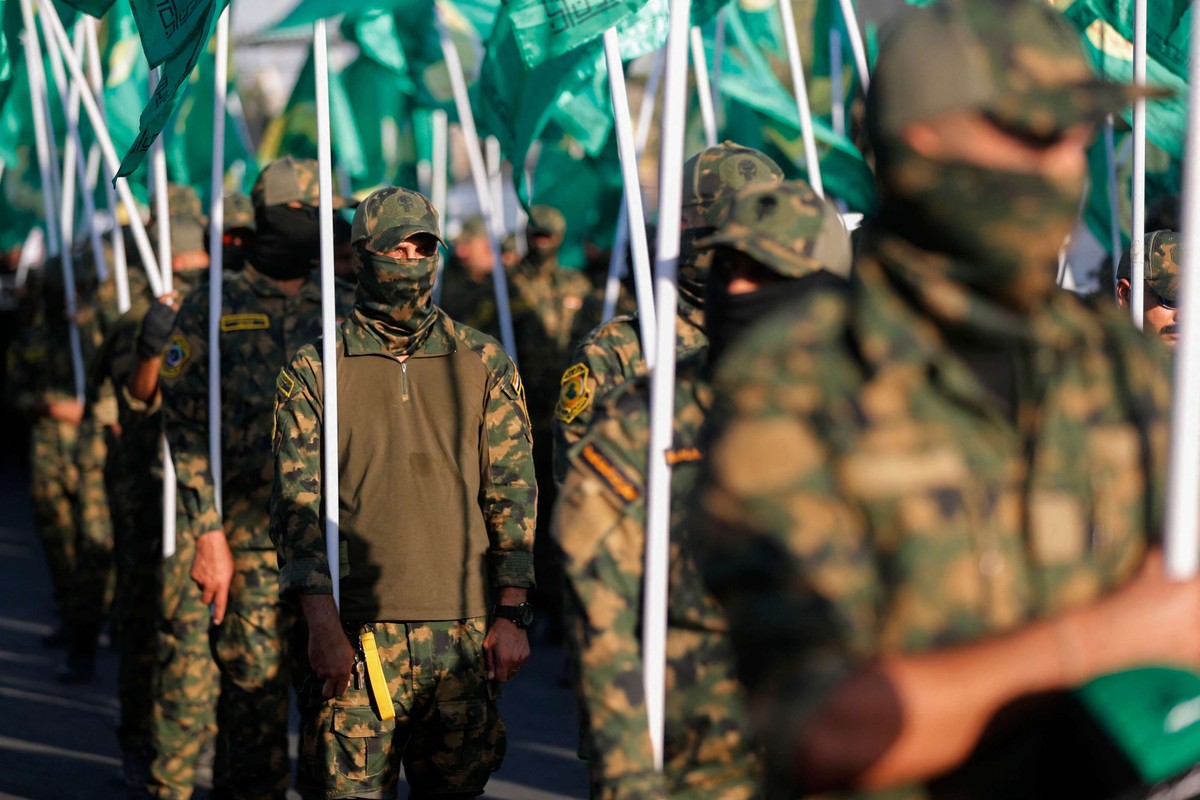 هكذا تتحول العواصم إلى ساحات للتغالب بين أمراء السلاح