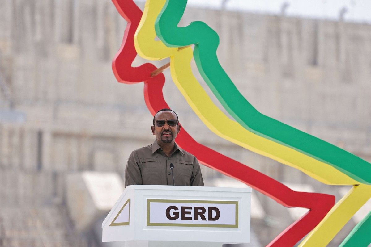 أبيي أحمد يطمئن دول الجوار بأن السد لا يشكل أي تهديد 