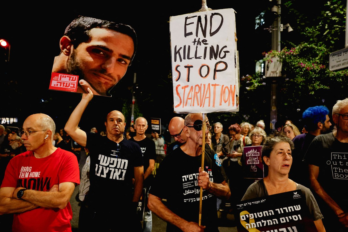 حركة حماس تراهن على استثمار الغضب المتصاعد في صفوف عائلات الرهائن 