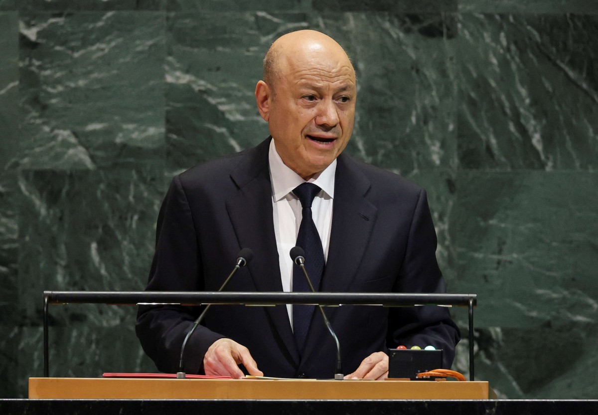 العليمي يدعو إلى نحرك دولي حاسم ضد الحوثيين 