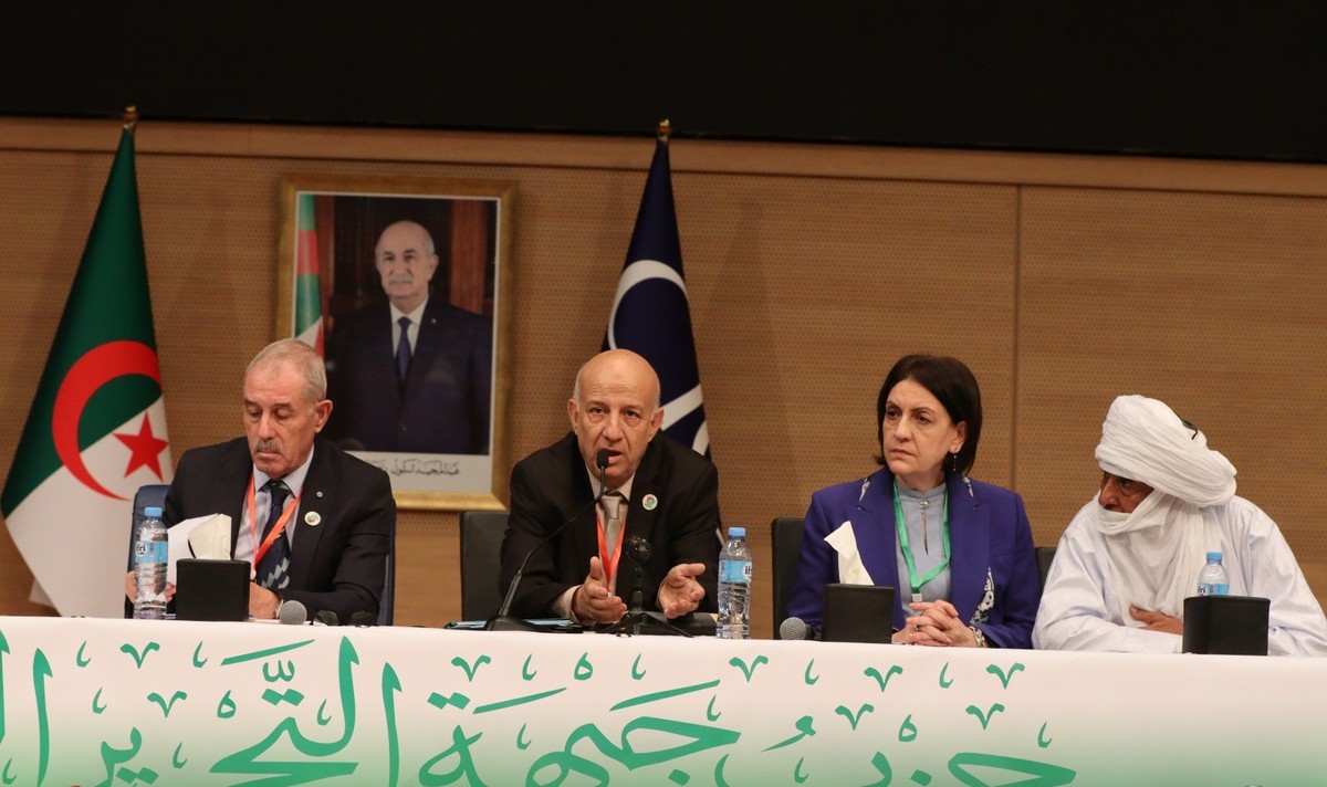 الازمة داخل حزب جبهة التحرير تعكس حالة سياسية عامة