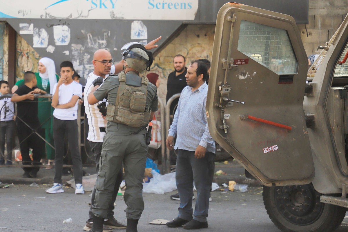 الضفة تقف على مفترق طرق خطير