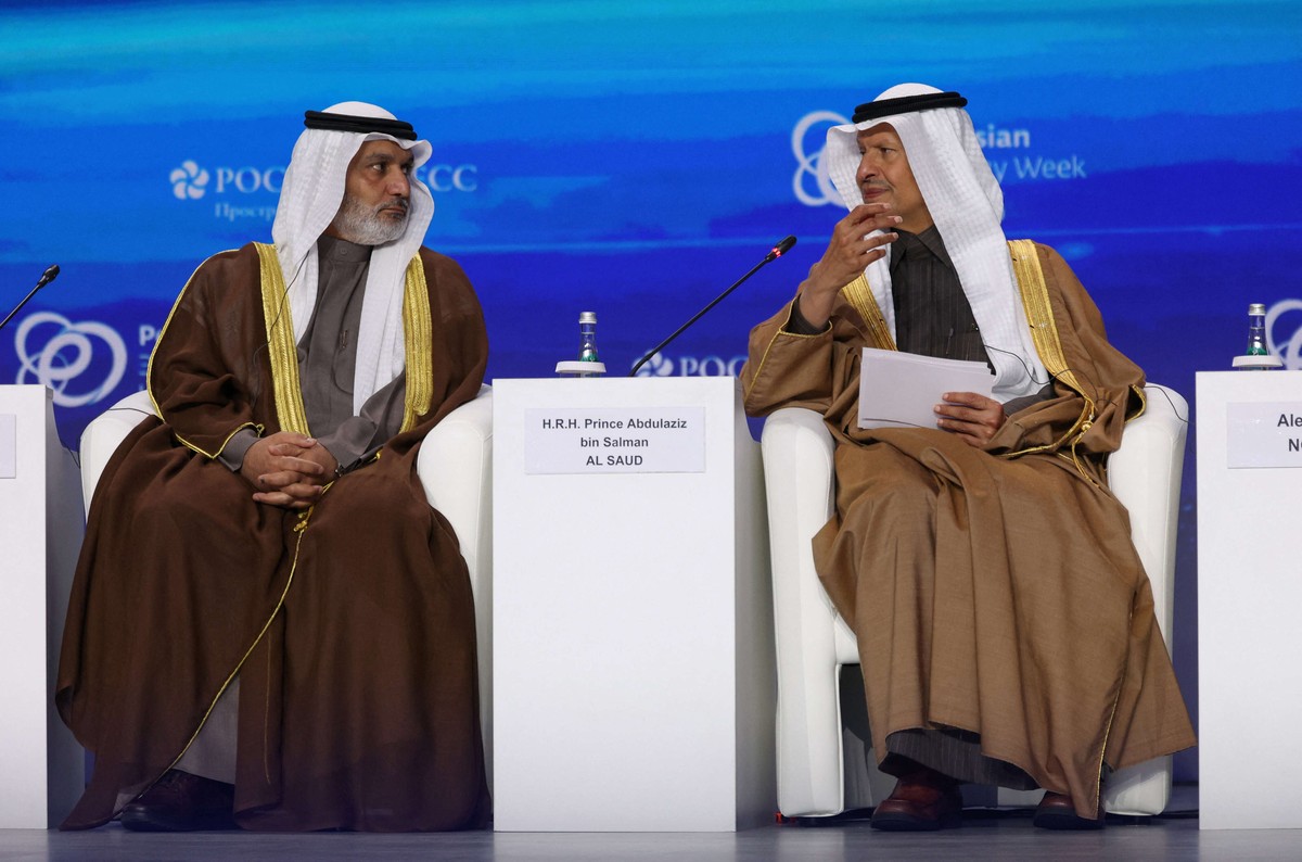 أوبك+ صمام أمان لاستقرار أسواق الطاقة 