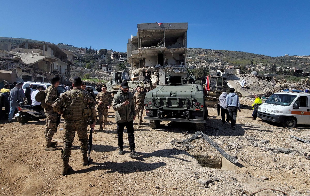 عمليات التفتيش أسفرت عن العثور على تسعة مخابئ أسلحة جديدة في سبتمبر