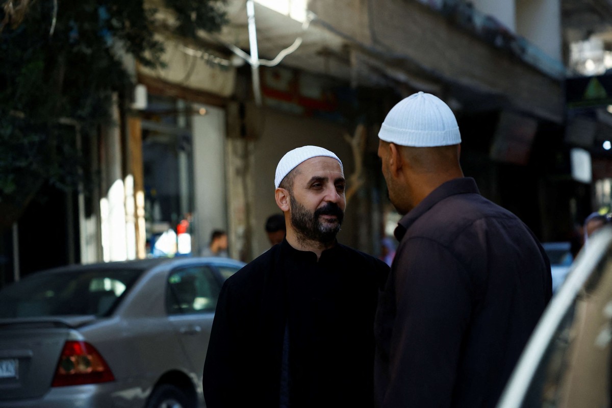 وليد جنبلاط يحذر دروز سوريا من اتباع الوحش الاسرائيلي