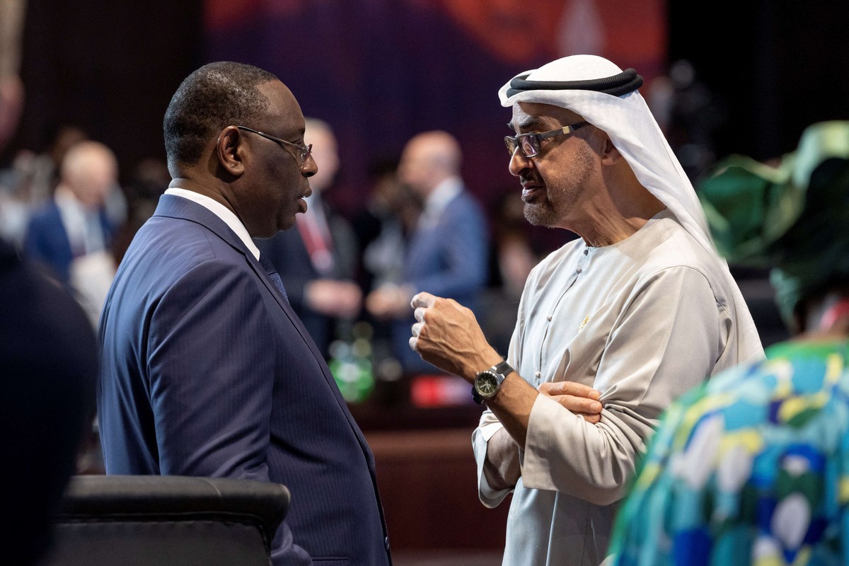 اهتمام امارتي كبير بتعزيز التعاون الاقتصادي وتطوير الاستثمار في القارة الافريقية