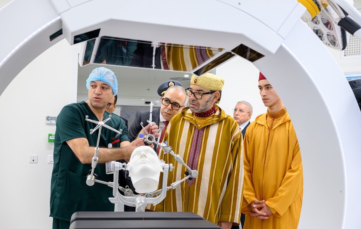 ثورة هادئة وعميقة بقيادة الملك محمد السادس عنوانها "الإنسان أولًا"