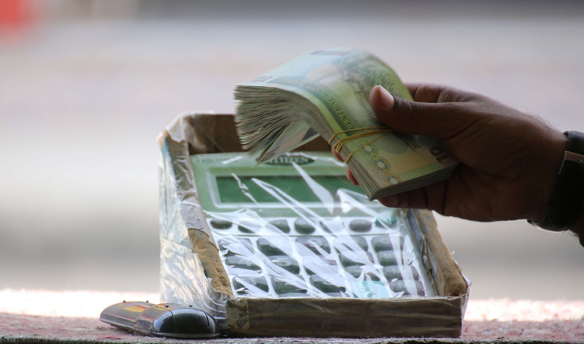 أطماع جهات دولية للاستيلاء على أموال الشعب الليبي