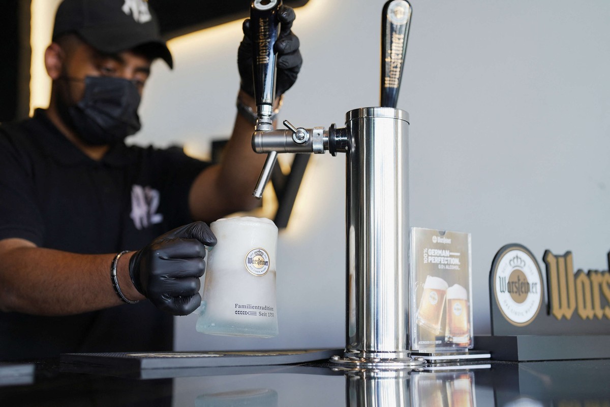 السعودية تعتزم افتتاح متجرين جديدين لبيع المشروبات الكحولية