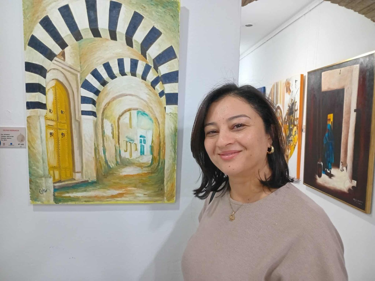 الرسامة أميرة الذوادي