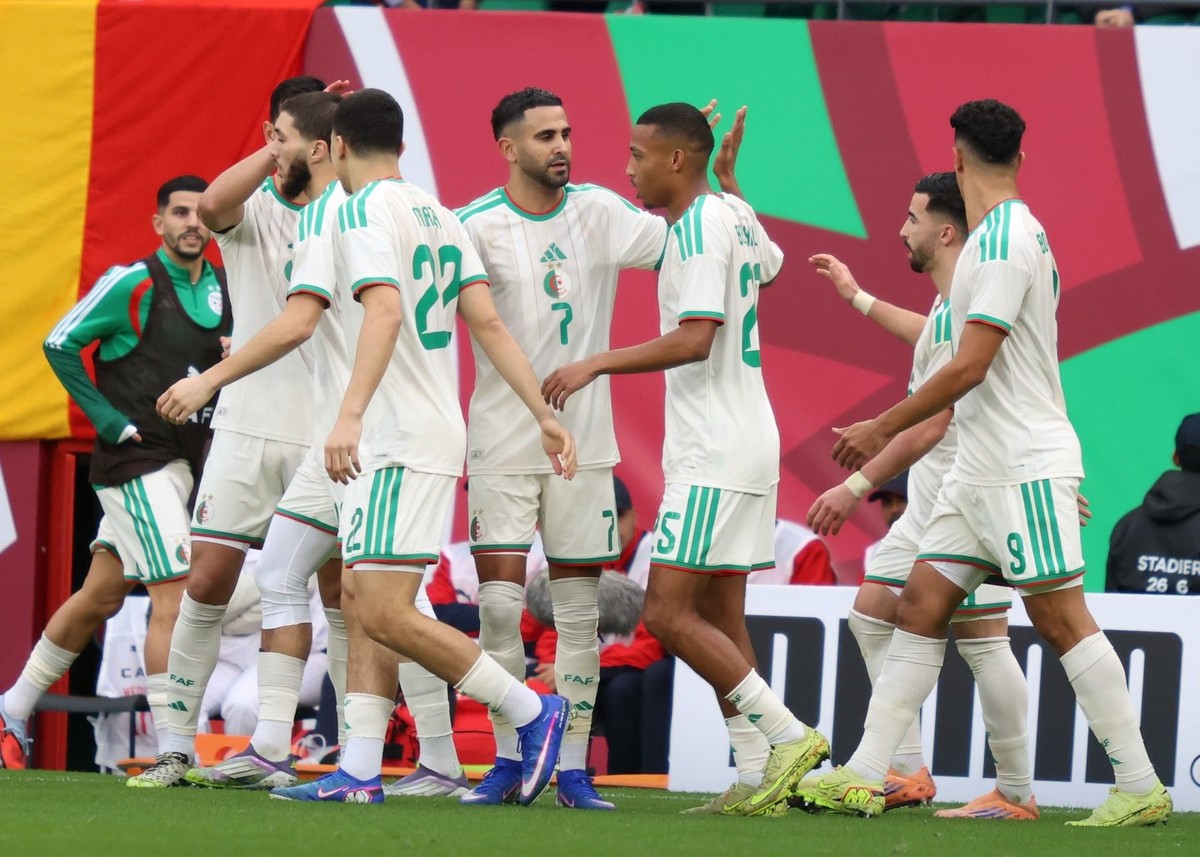 مهمة صعبة تنتظر منتخب الجزائر