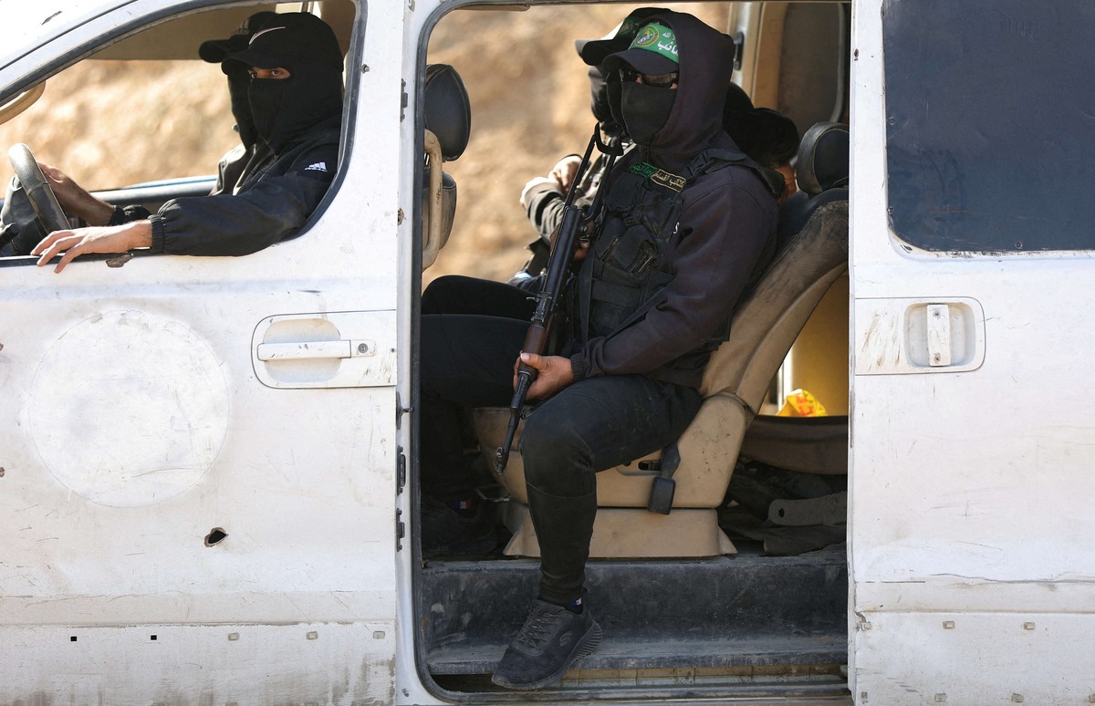 حماس نفت مرارا ارتكاب أي انتهاكات 