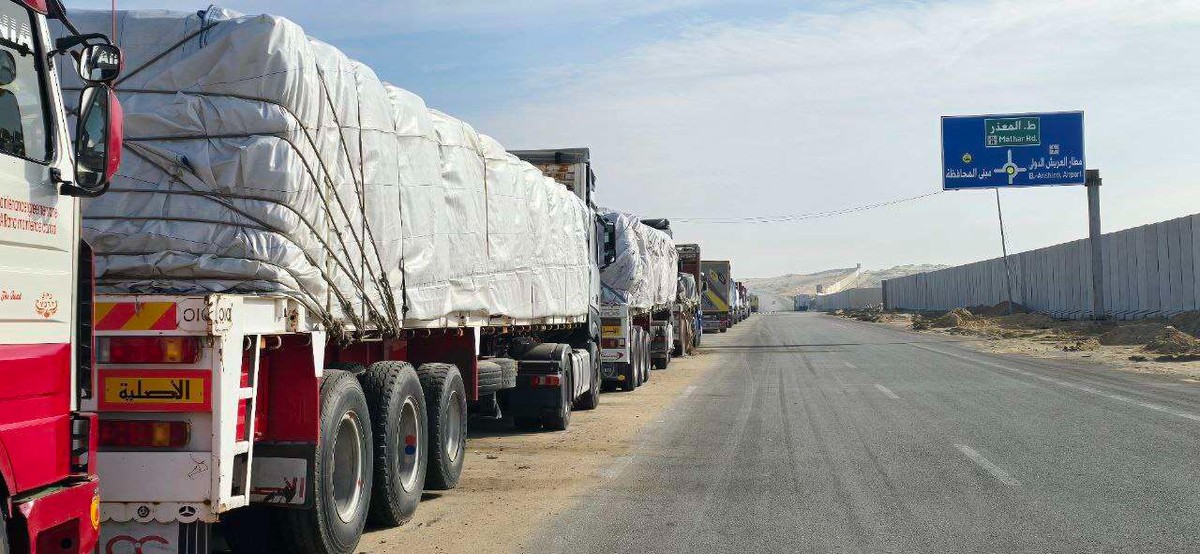 أطنان من المساعدات الإنسانية لغزة في انتظار ضوء أخضر 