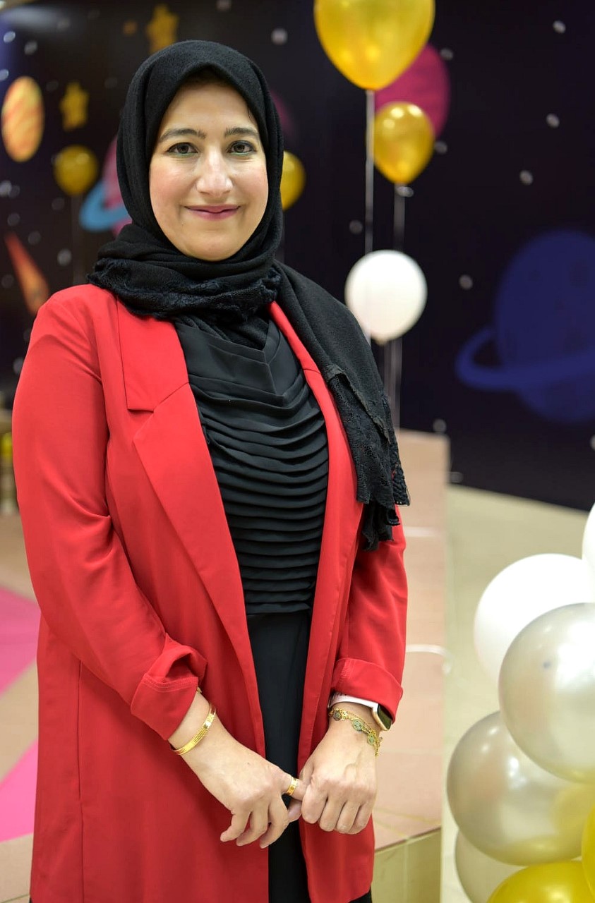 عائشة المحمود 