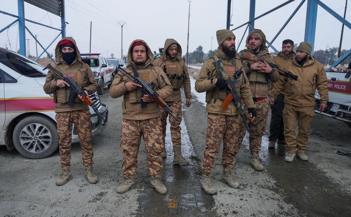 الشرع يسعى للحسم العسكري