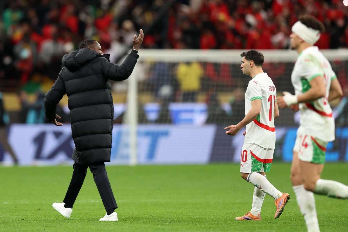 سلوك مدرب السنغال خروج عن الروح الرياضية