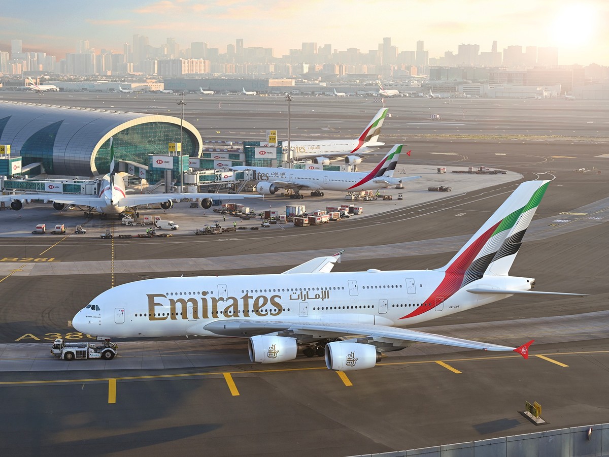 طيران الإمارات في القمة