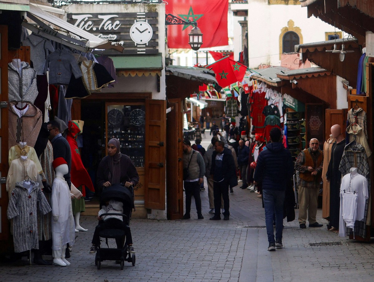 التجار والزبائن وجدوا أنفسهم أمام سوق متذبذبة