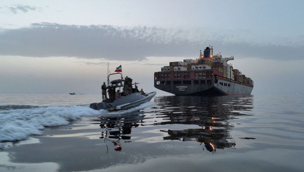 مضيق هرمز 