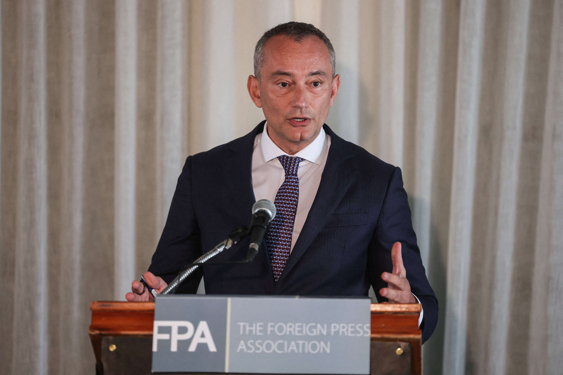 Mladenov: No investment, no movement, no horizon