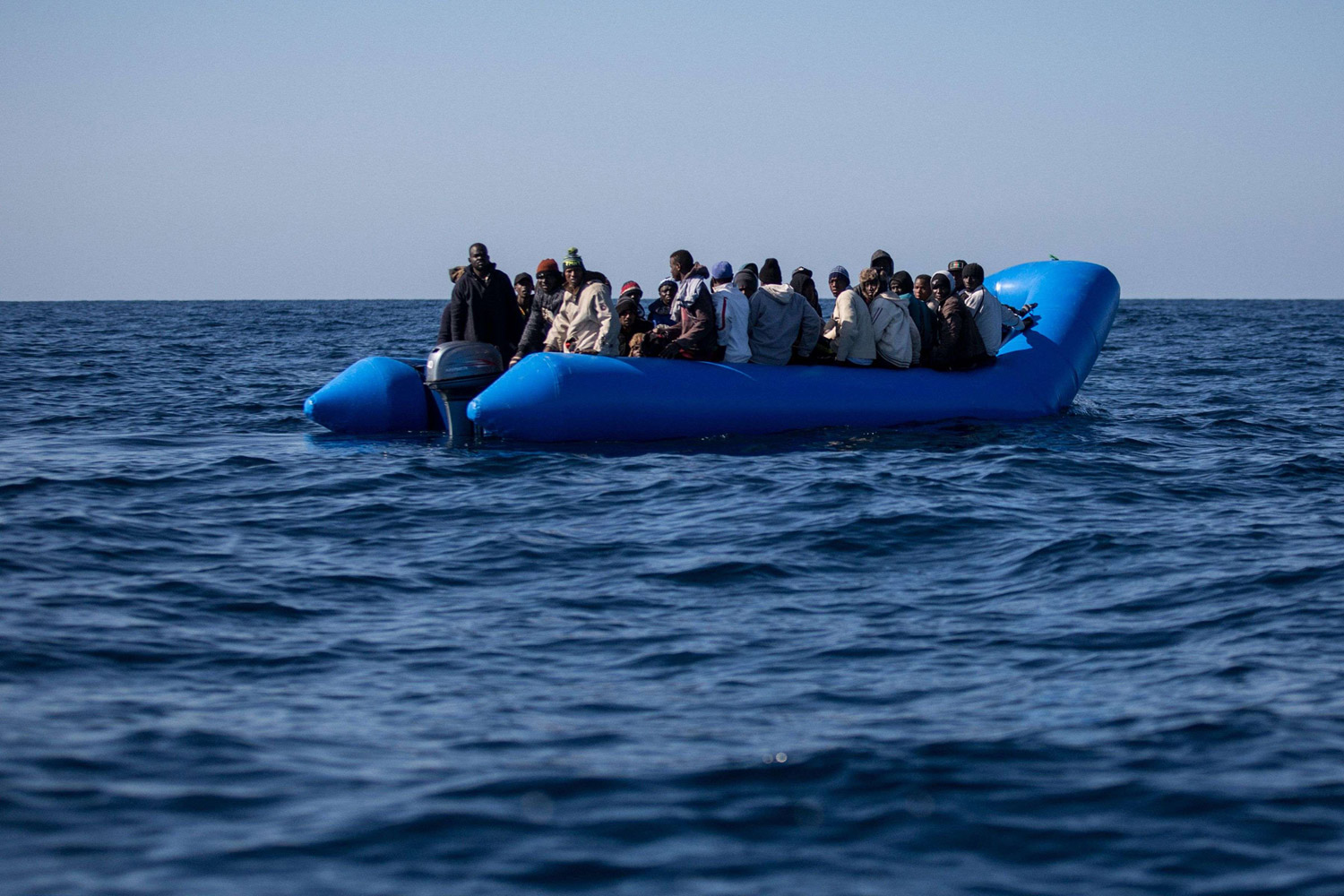 تدفق المهاجرين إلى أوروبا عبر المتوسط كابوس أوروبا 