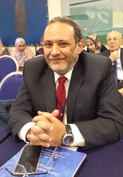 جائزة أفضل باحث من الجامعة الأميركية بالقاهرة 