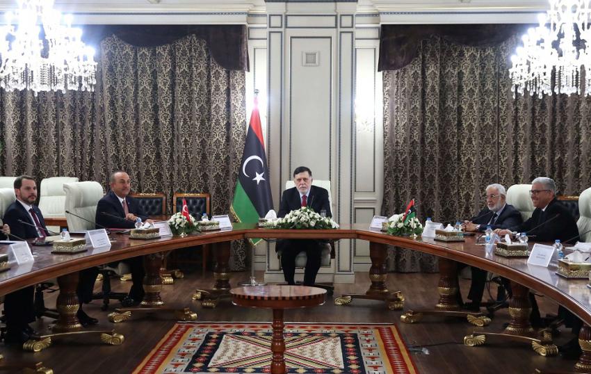 رئيس حكومة الوفاق الليبية يجتمع بالوفد التركي في طرابلس
