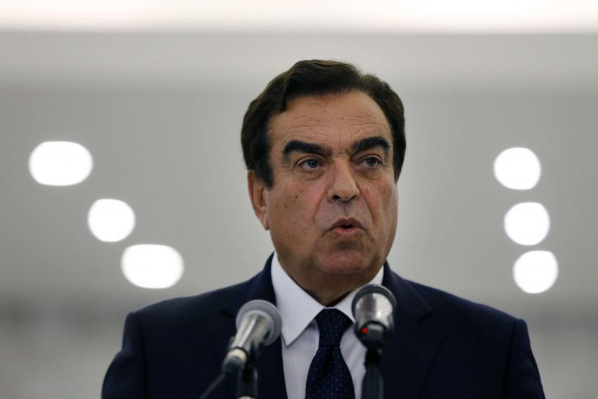 قرداحي يتأرجح بين الرأيين "الشخصي والرسمي"