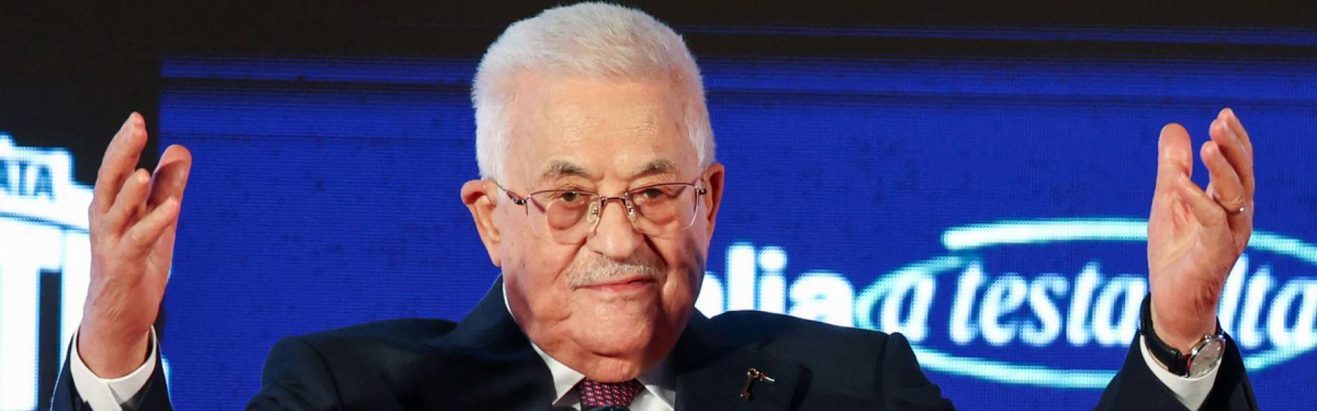 حماس تتهم محمود عباس بالرضوخ لضغوط خارجية لاقصائها