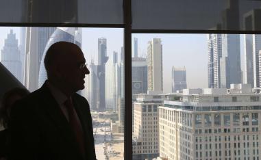 دعم المستثمرين في الامارات