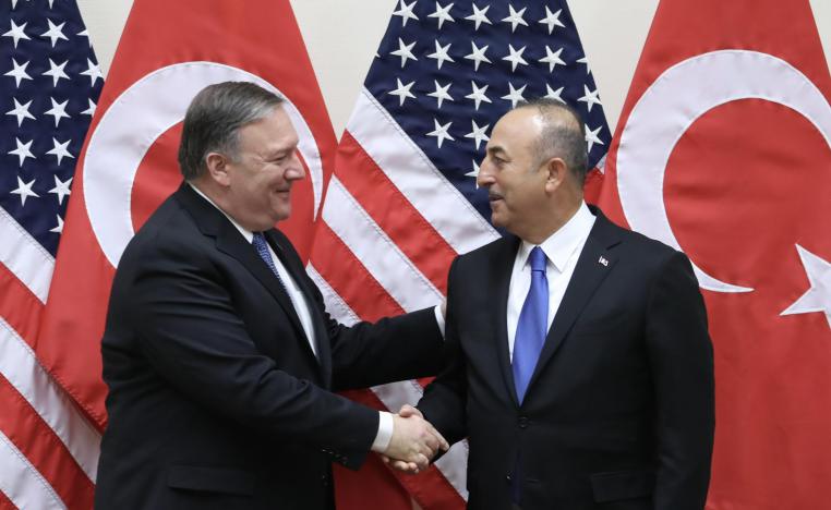 وزيرا الخارجية الأميركي مايك بومبيو والتركي تشاوش اوغلو