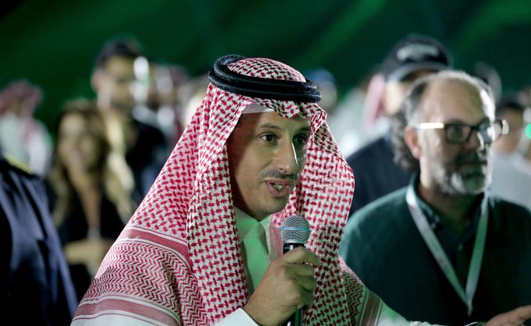 سنتان في المنصب