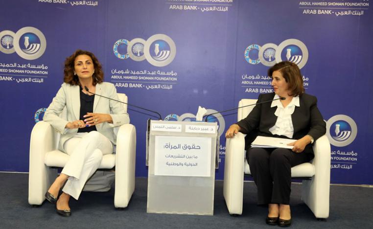 قضية المرأة مبنية على نهج حقوق الإنسان، كما هو الرجل