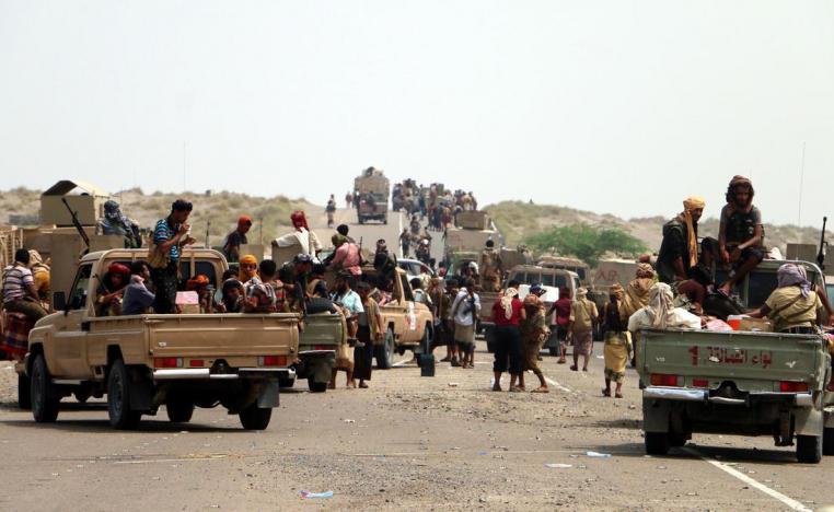 القوات اليمنية مسنودة من التحالف تحشد لتحرير ميناء الحديدة