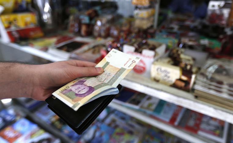 الايرانيون يعبرون عن غضبهم في الشارع