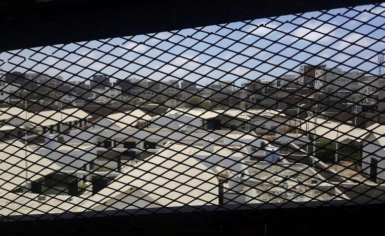 سجون عدن في اسطوانة قطرية جديدة