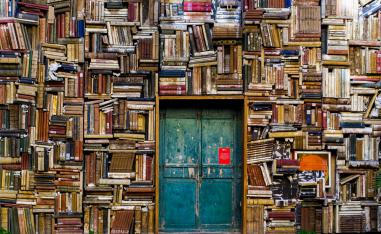عشاق القراءة اللبنانيون يتبادلون المعرفة "في كتب عالمفرق"