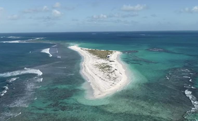 جزيرة 'إيست أيلاند'